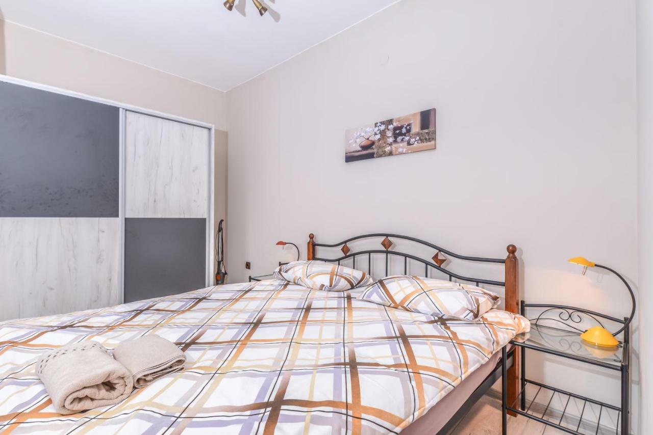 Visit Sofia Macedonia Square Central Apartment By Flat Mаnager ภายนอก รูปภาพ